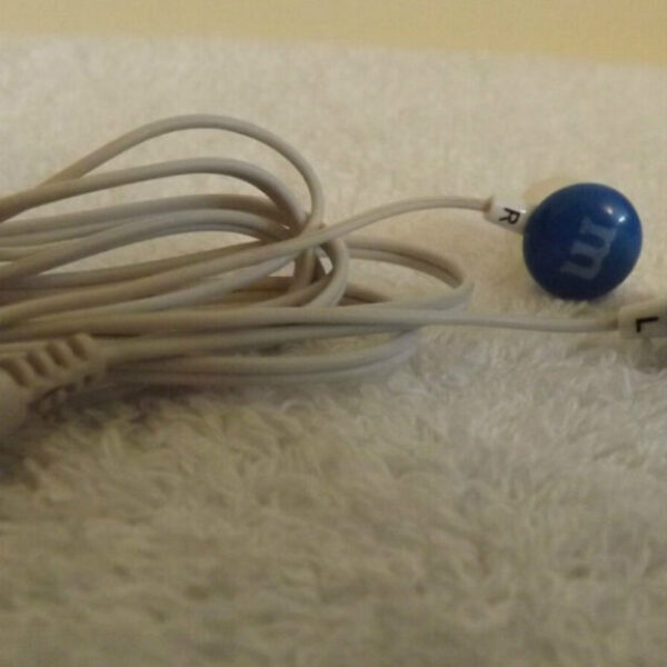 BLUE In-Ear Headphones Lightweight Stereo M&M's Earbuds TANGLE FREE CORD